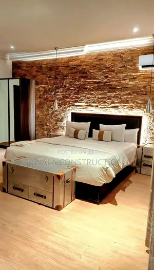 Spacious 8-Bedroom Duplex