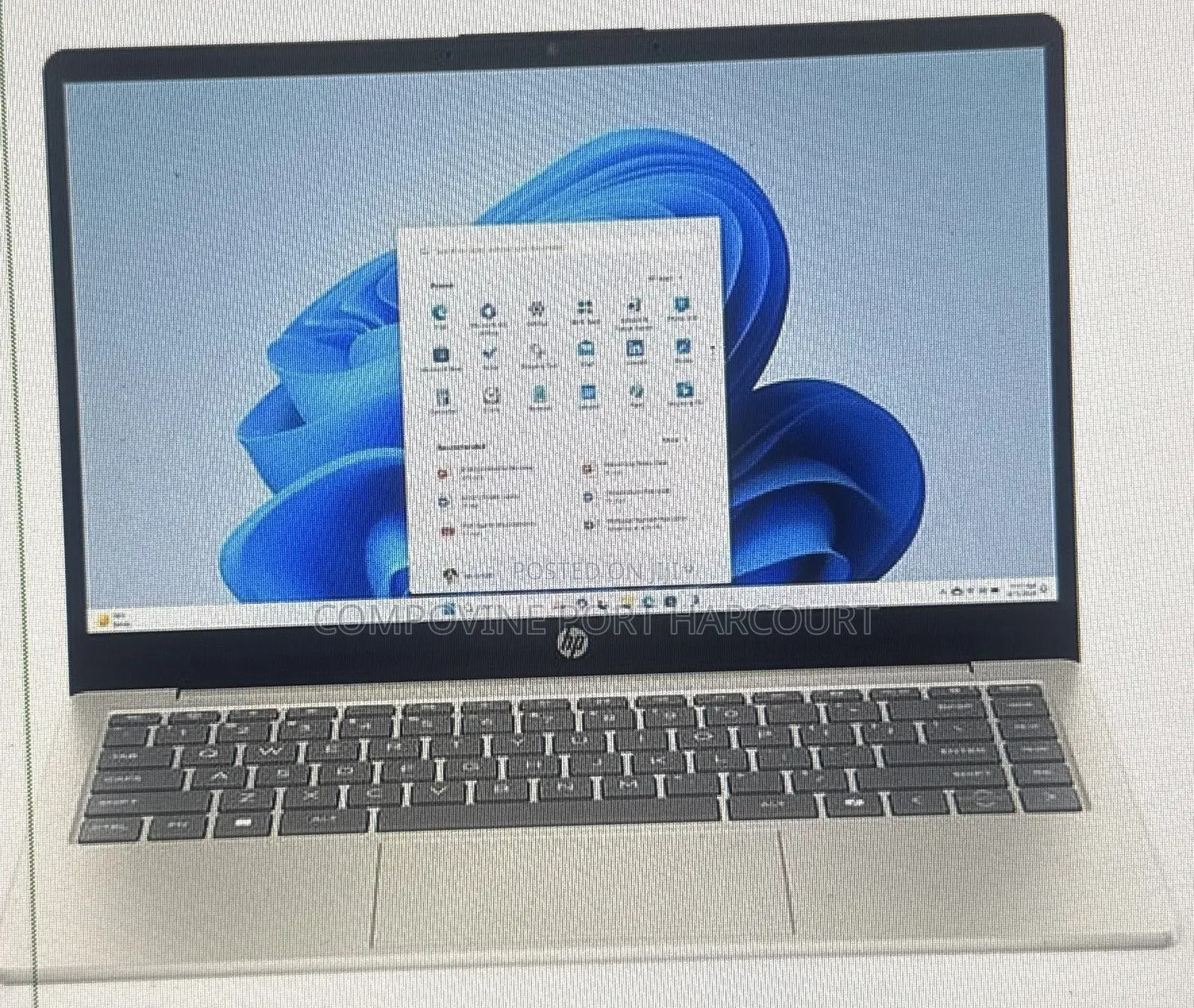 New Laptop HP 240 8GB Intel Core i3 SSD 512GB