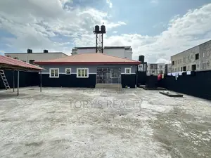 3bdrm Bungalow in Lekki Phase 2 for rent