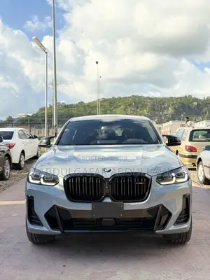 BMW M4 Competition xDrive Coupe 2025 Gray