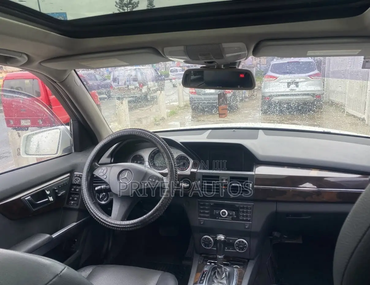 Mercedes-Benz GLK-Class 2011 White