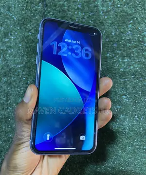 Apple iPhone 11 64 GB Purple