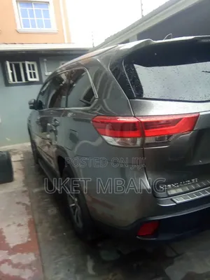 Toyota Highlander 2019 Green
