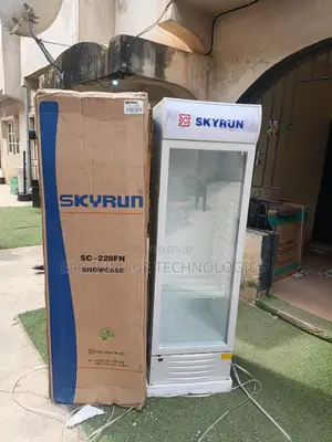 Store Minimart Display: Skyrun SC-228FN Showcase