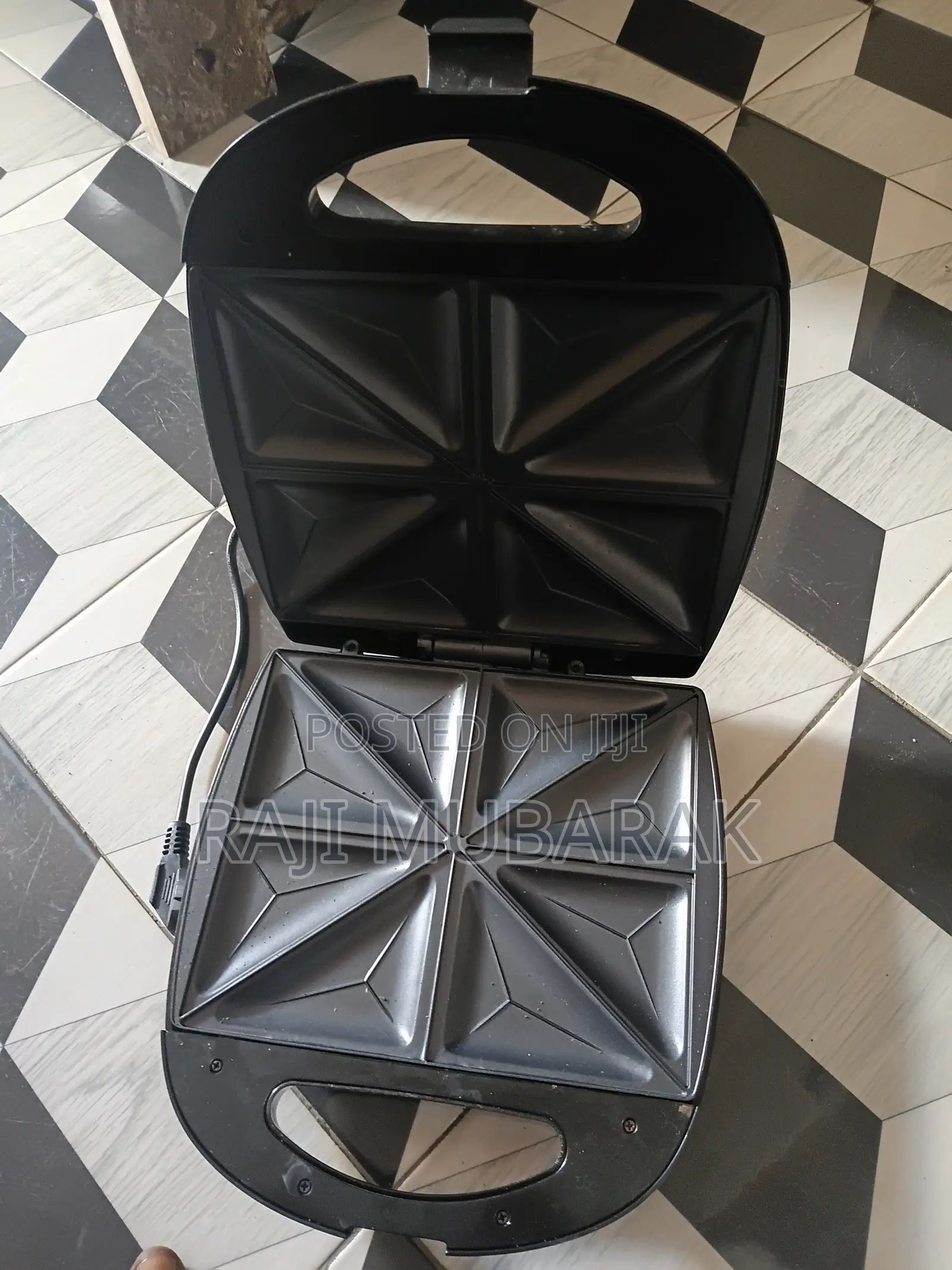 Sandwich Maker / Bread Toaster