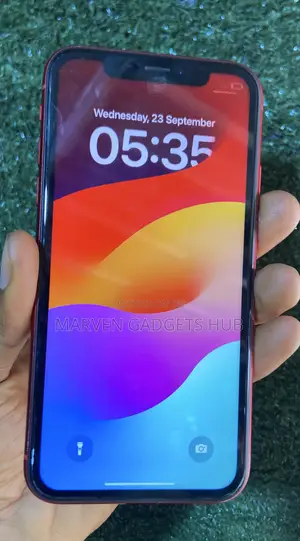 Apple iPhone XR 64 GB Red