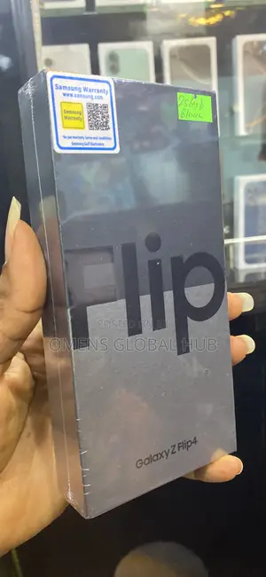 New Samsung Galaxy Z Flip4 256 GB Gray