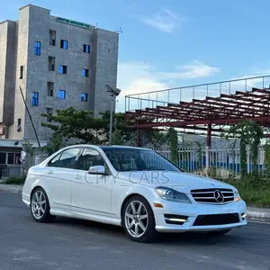 Mercedes-Benz C300 2013 White