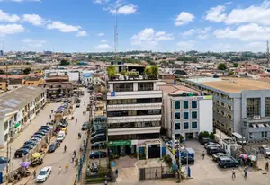Exquisite Commercial Office Complex