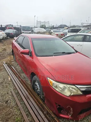 Toyota Camry 2014 Red