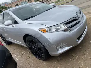 Toyota Venza 2012 Silver