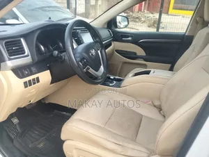 Toyota Highlander Limited 4dr SUV (3.5L 6cyl 6A) 2015 White