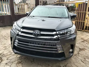 Toyota Highlander Limited 4x2 V6 (3.5L 6cyl 8A) 2018 Gray