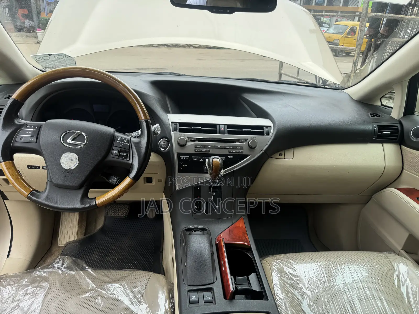 Lexus RX 2010 Gold