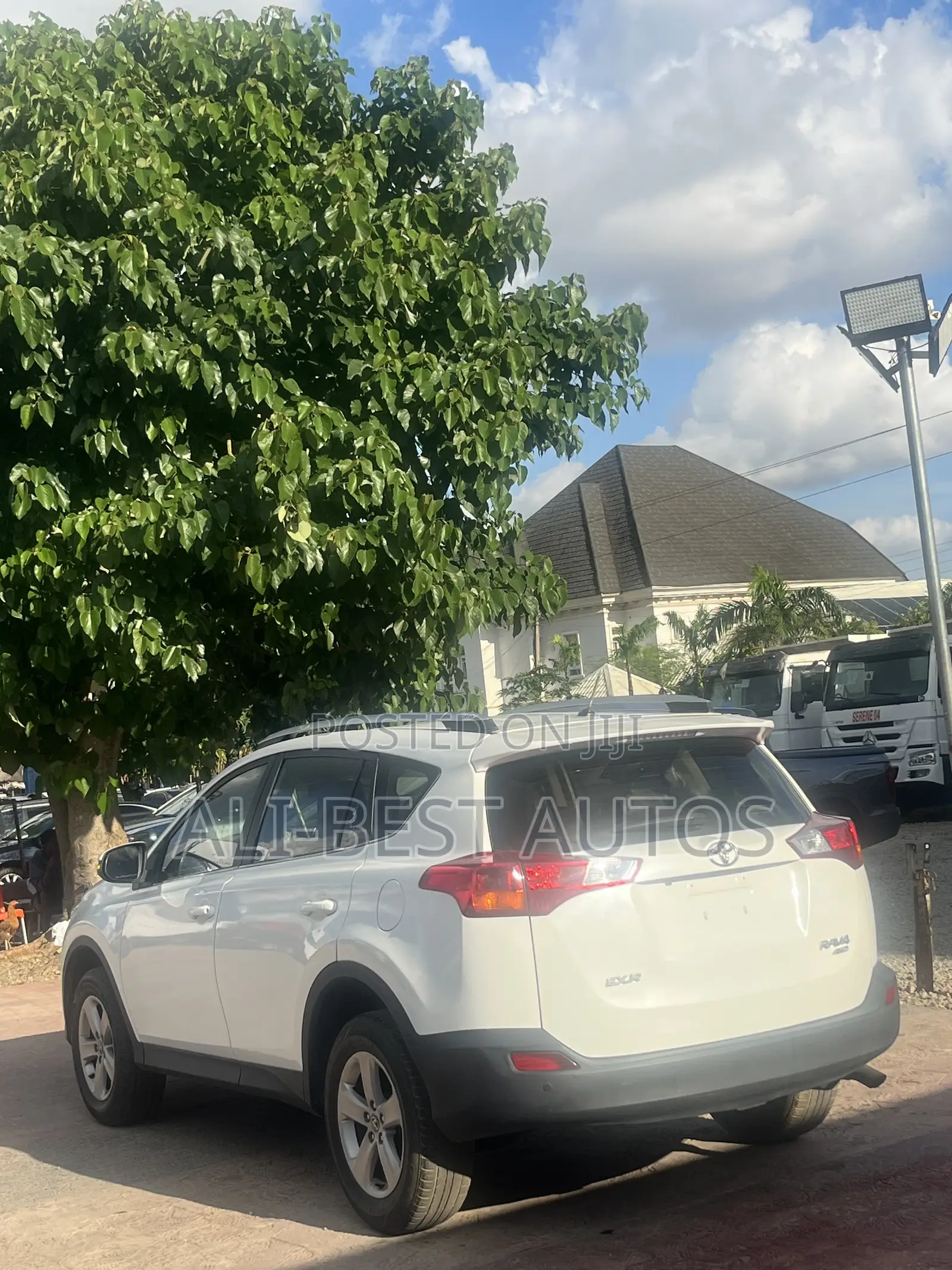 Toyota RAV4 2015 White