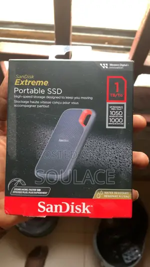 SanDisk Extreme Portable SSD, 1TB.