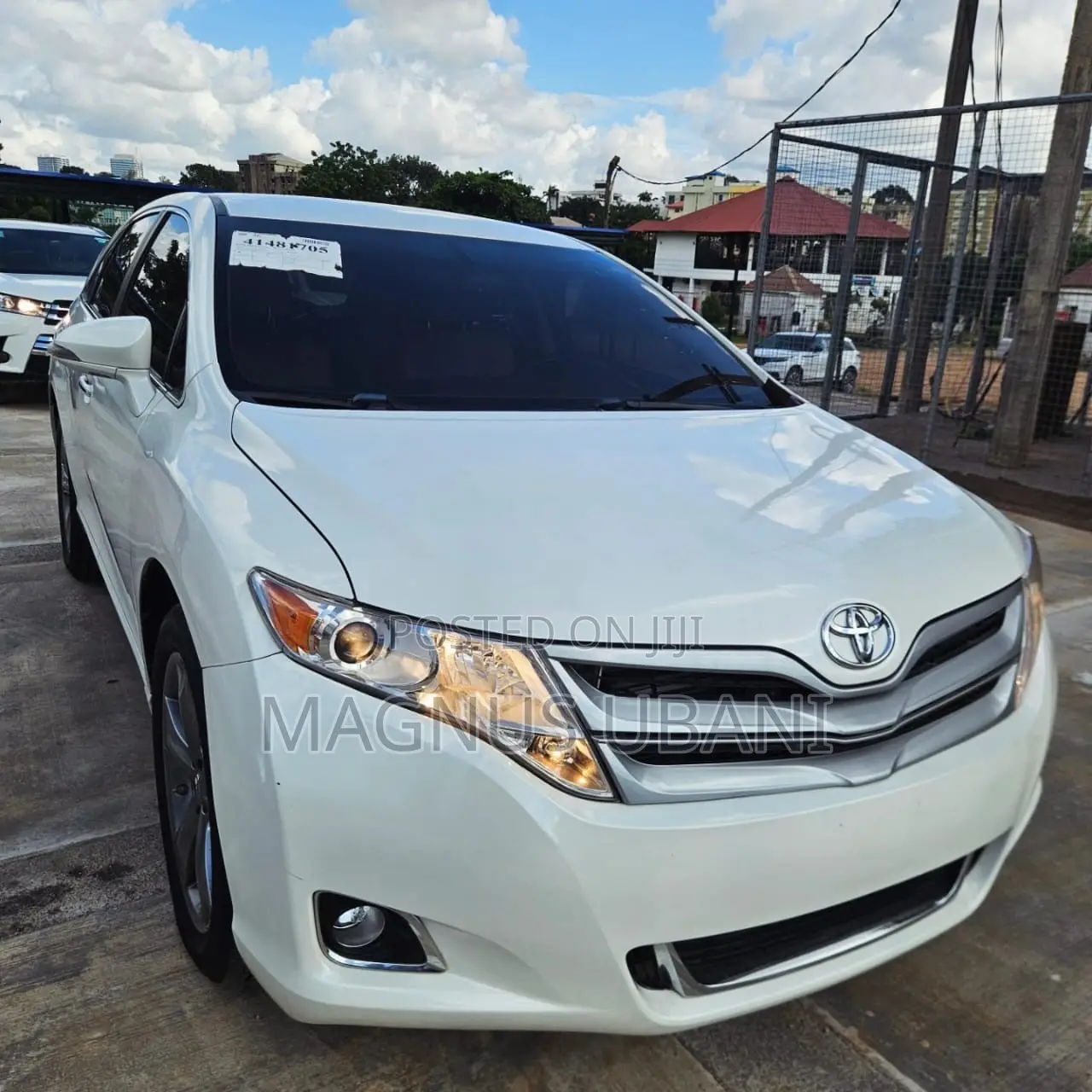 Toyota Venza XLE 2014 White