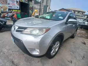 Toyota RAV4 2014 Silver