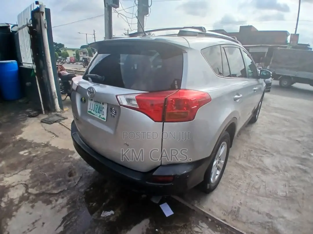 Toyota RAV4 2014 Silver