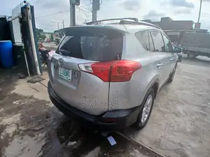 Toyota RAV4 2014 Silver