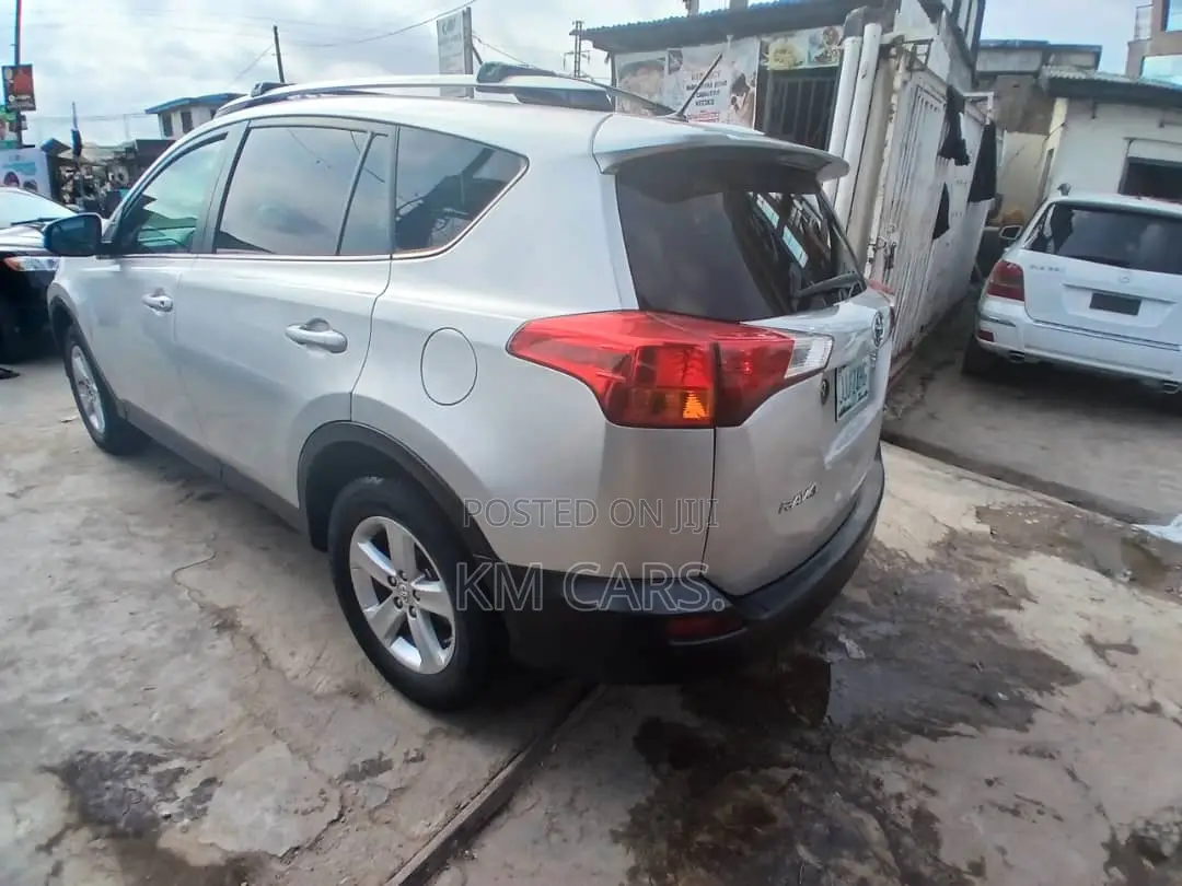 Toyota RAV4 2014 Silver