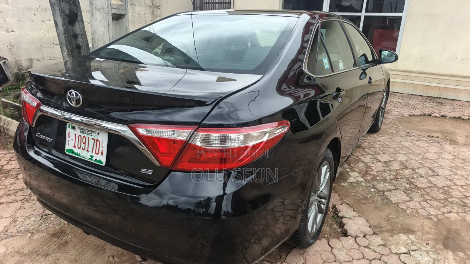 Toyota Camry 2017 Black