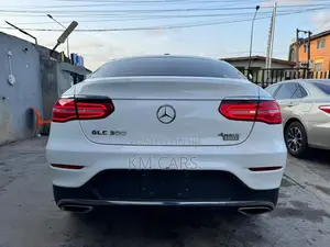 Mercedes-Benz GLC-Class 2017 White