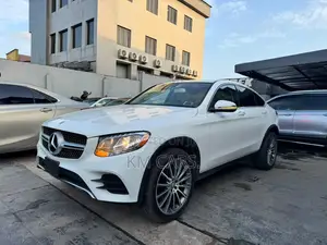 Mercedes-Benz GLC-Class 2017 White