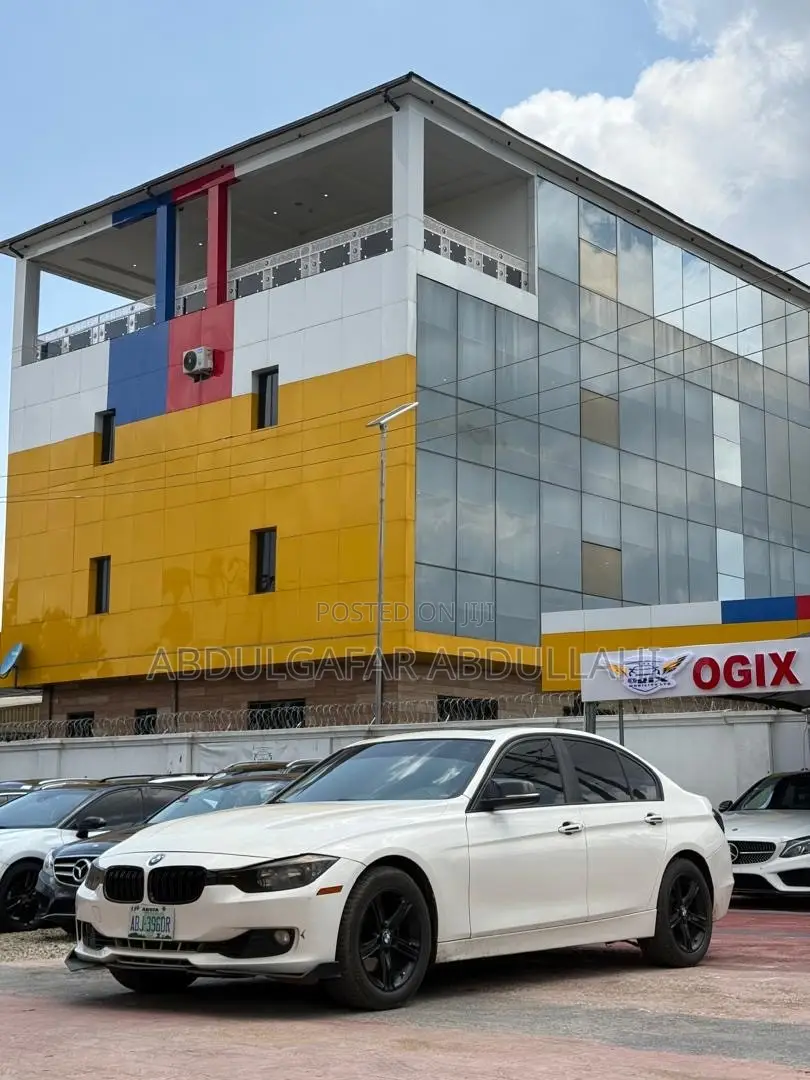 BMW 325i 2013 White