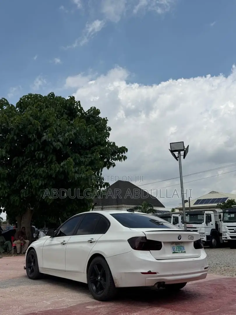 BMW 325i 2013 White