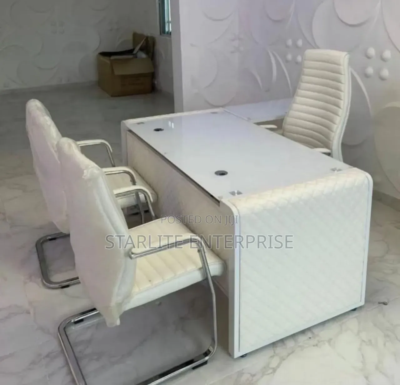 High Quality Executive Table Set