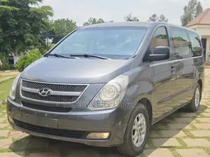 Hyundai H1 2010 Grey