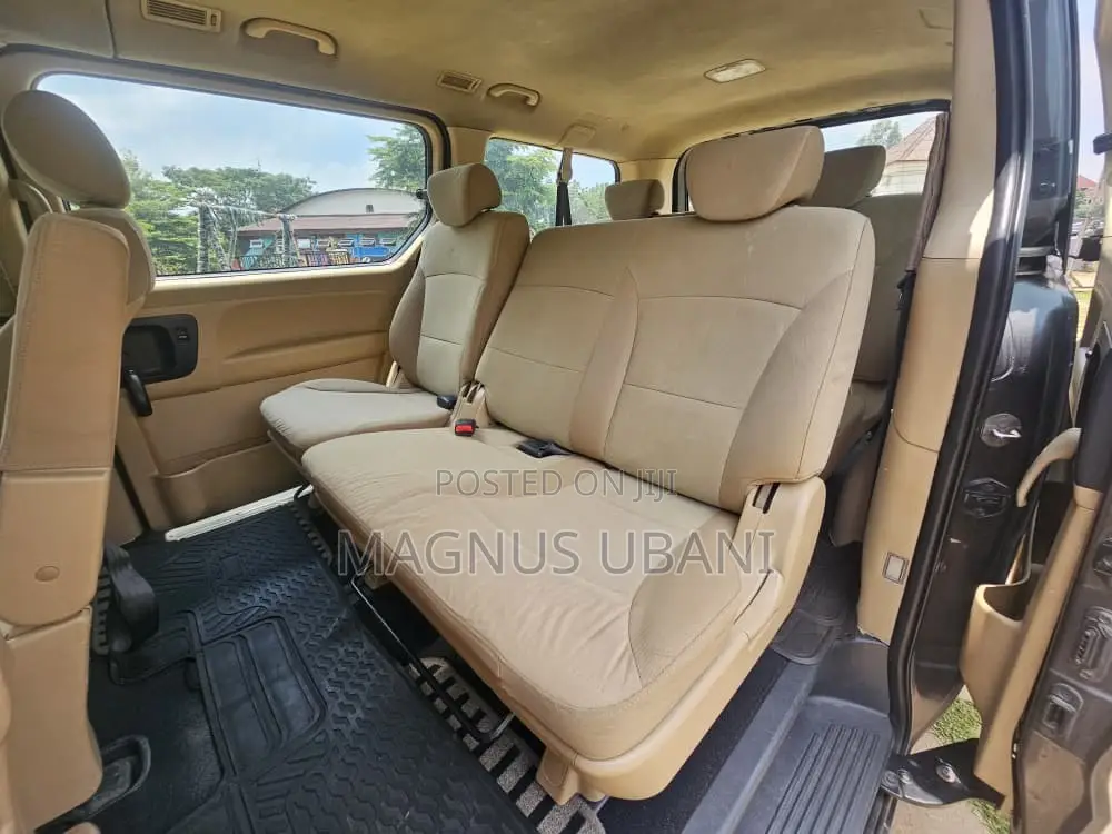 Hyundai H1 2010 Grey