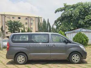 Hyundai H1 2010 Grey