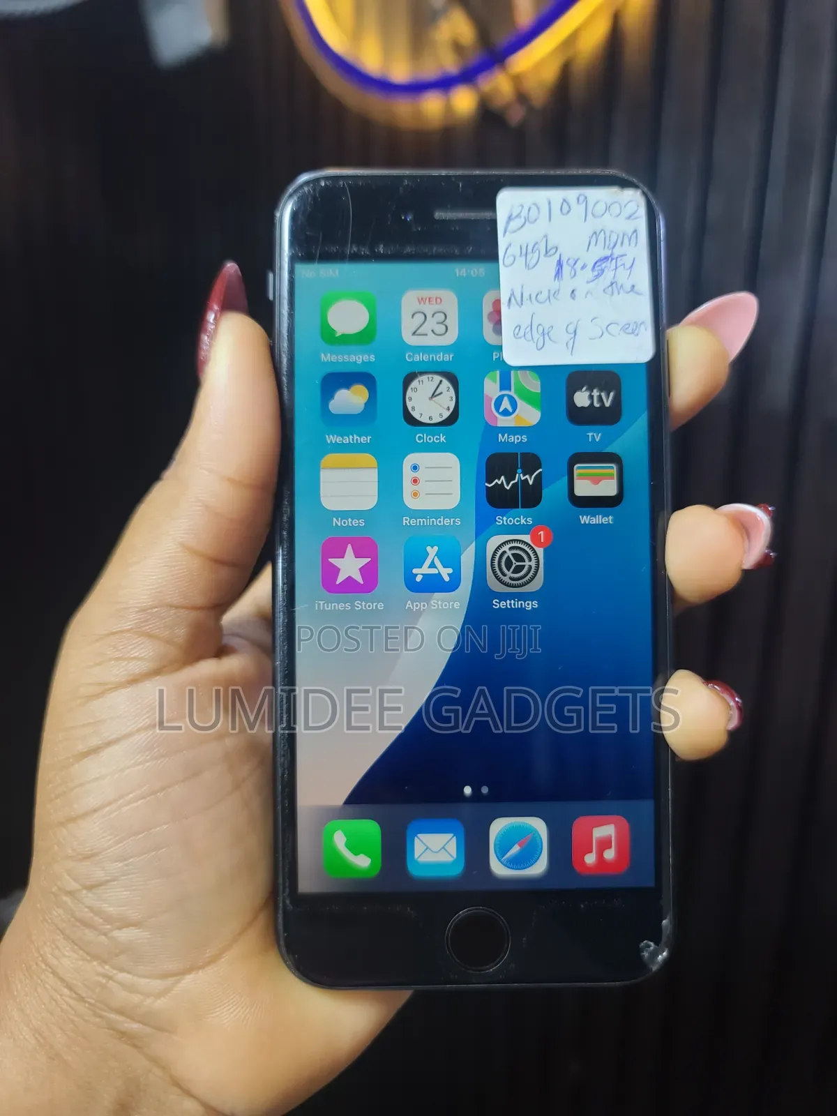 Apple iPhone SE (2020) 64 GB Black