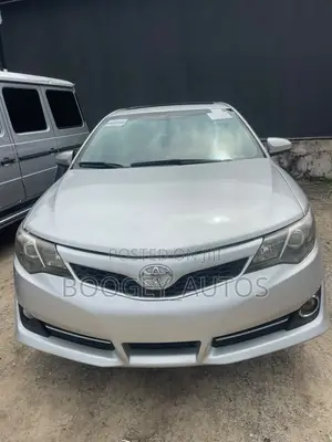 Toyota Camry 2013 Silver