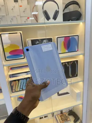 New Apple iPad (2025) 128 GB Blue