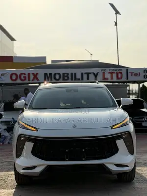 Dongfeng Yipai 008 Ultra 2025 White