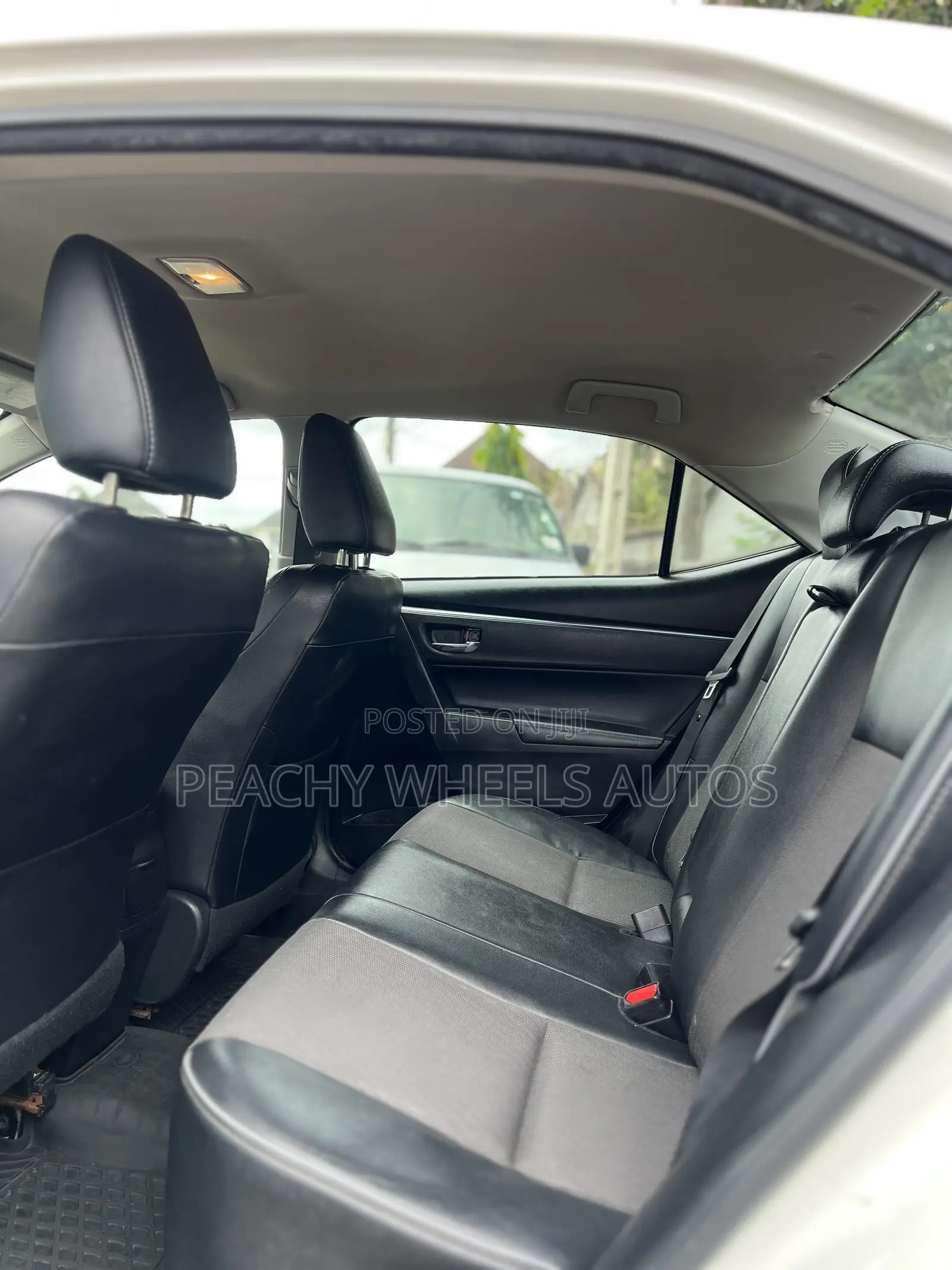 Toyota Corolla 2017 White