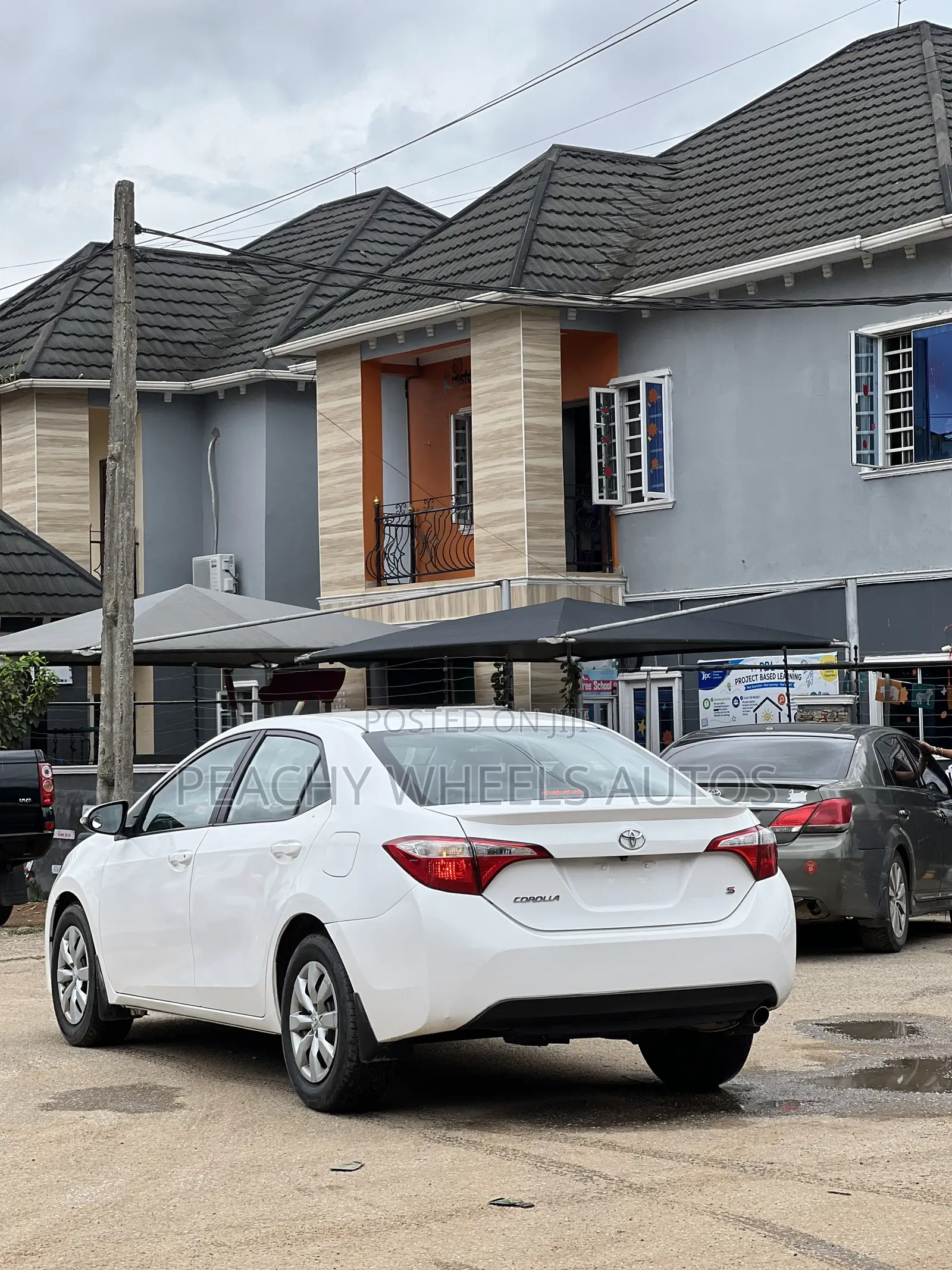 Toyota Corolla 2017 White
