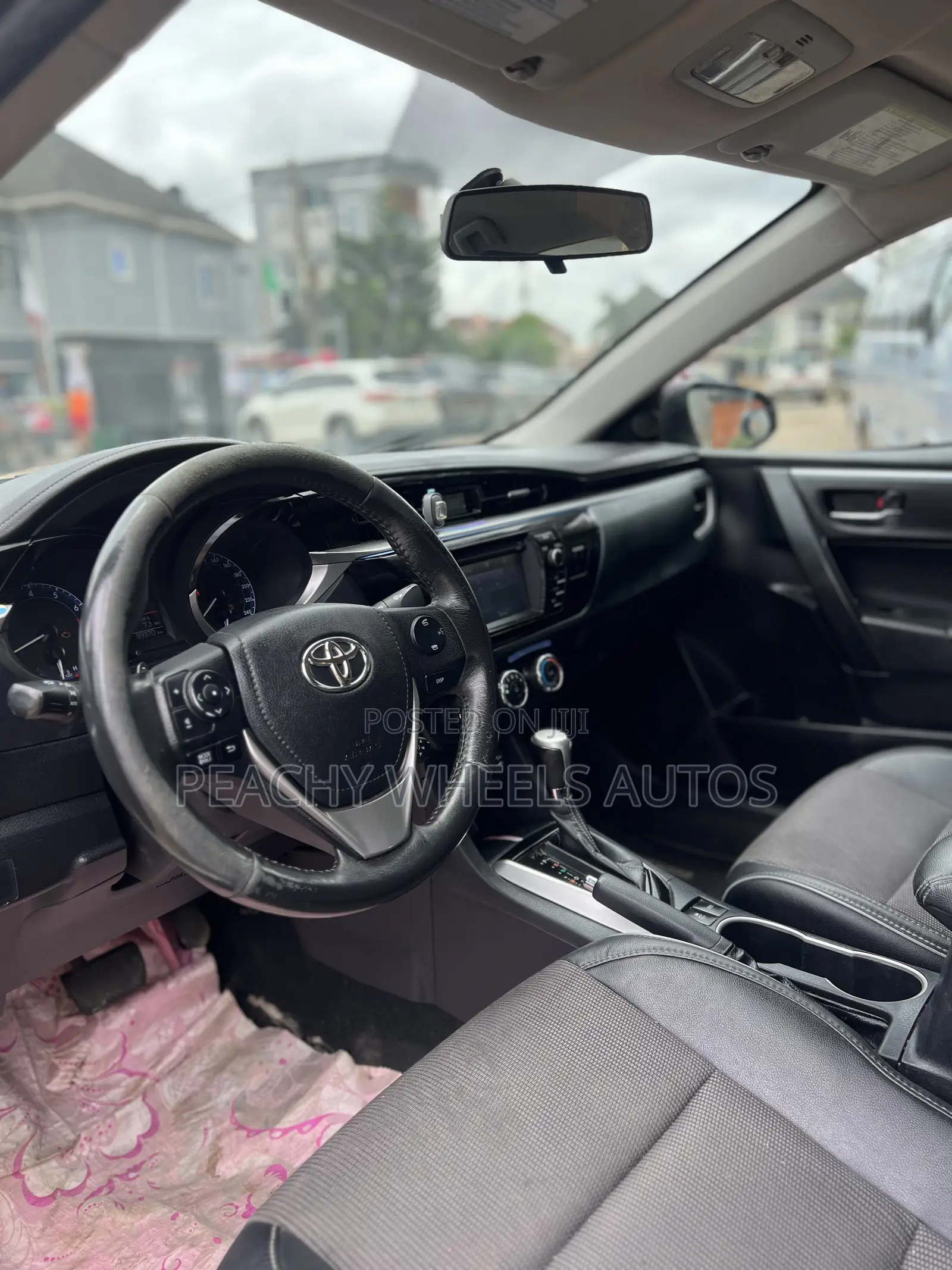 Toyota Corolla 2017 White
