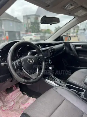 Toyota Corolla 2017 White