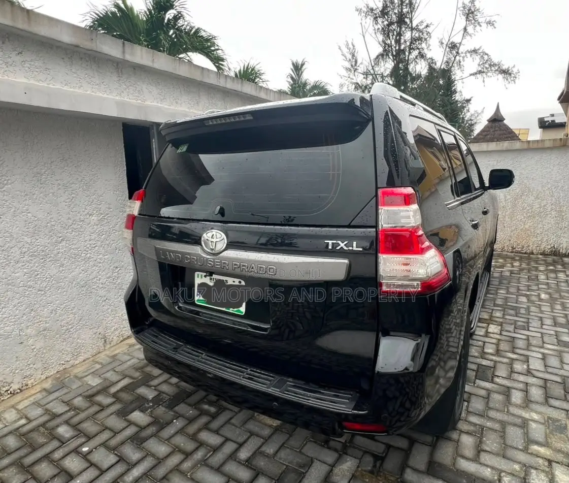 Toyota Land Cruiser Prado 2015 Black