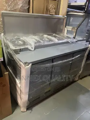 Standing Salad Bar