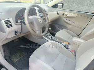 Toyota Corolla 2010 Black