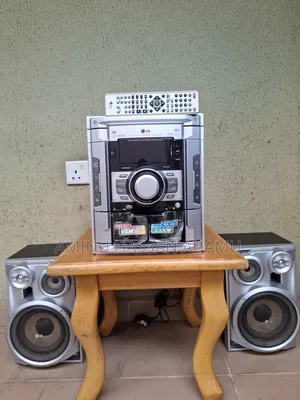 LG MDD112 DVD Mini Hi-Fi System With Original Speakers Remote