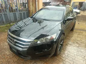 Honda Crosstour 2010 Black