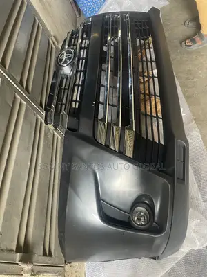 Toyota Highlander 2018 Complete Bumper Available
