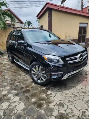 Mercedes-Benz M Class 2012 Black