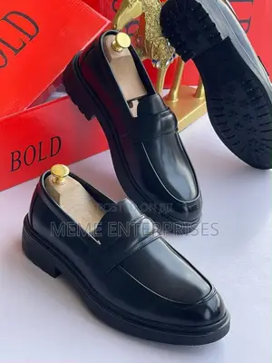 Essential _Footwear